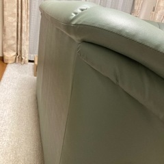 応接セット引き取り手決まりました。、ありがとうございました。