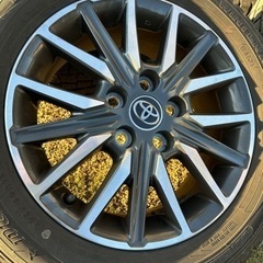 VOXY 純正ホイール + スタッドレスタイヤ