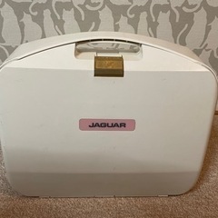 (お取り引き決まりました)ミシンJaguar(中古)