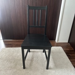 IKEA テーブル　椅子(2つ)付き