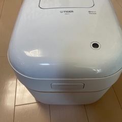 タイガー炊飯器JPQ-A 5.5号炊き