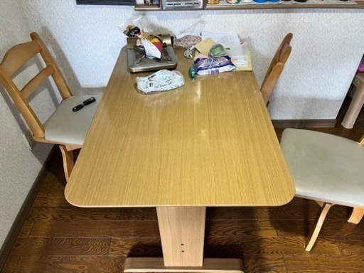 食卓テーブル