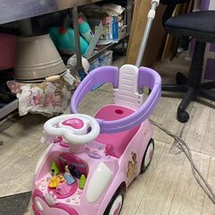 ディズニープリンセス  幼児用足蹴り車 持ち手付き　C-204