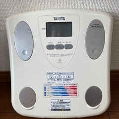 【ネット決済】TANITAの体脂肪計　体重計　BF-046-WH