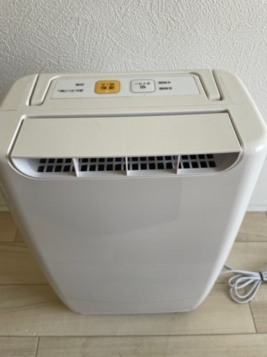 アイリスオーヤマ　除湿乾燥機