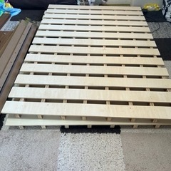 ダブルベッドベッドフレーム売ります