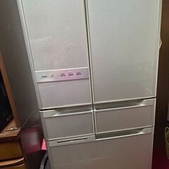 日立冷蔵庫 2009年（計543L、冷蔵庫377、冷凍166） English is OK 日立冷蔵庫 2009年（計543L、冷蔵庫377、冷凍166） English is OK