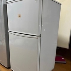 冷蔵庫　まだまだ使用可能‼︎本日なら3000円で！