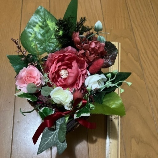 3歳から出来るピンク造花アレンジ木イチゴ