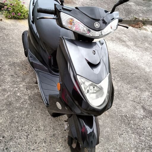 シグナスZ エンジンセル一発始動。キック付き。綺麗な車体。