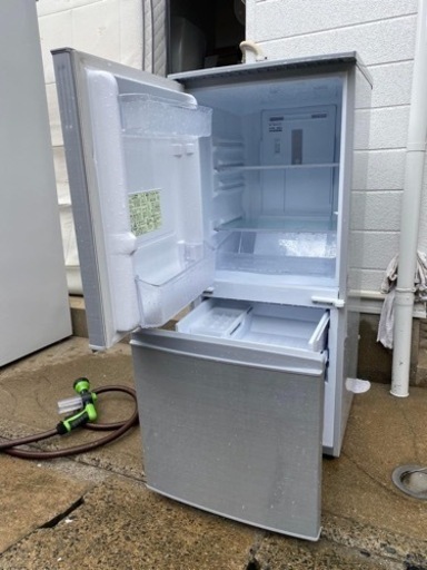 冷蔵庫140リットル