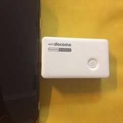 docomoモバイルバッテリー（充放電可能ジャンク扱い）