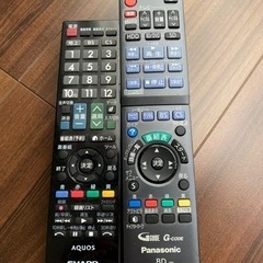 【美品3点セット売り】2014年製32型液晶テレビ・ブルーレイレコーダー・テレビ台・正規品リモコン