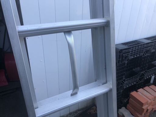 苫小牧発 SALE！値下げ！ Pica 2連はしご 2PRO-80 全長8m(最大7m96cm