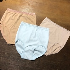 婦人用ショーツ3枚　新品　Mサイズ