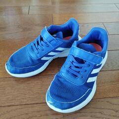 adidasアディダス　キッズスニーカー20.5cm