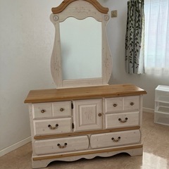 中古　アメリカ家具　ドレッサー
