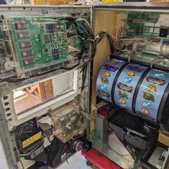 パチスロ実機 エヴァンゲリオン～真実の翼～コイン不要機 ID：126-012327-007