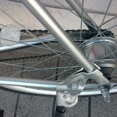 早い者勝ち!! 大幅値下げ★★★スゴイよ!!激安希少【シマノ内装８段変速装備 クロスバイク】★★★