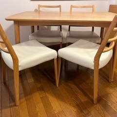 ベンチダイニング4点セット売ります！