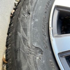 受渡予定者決定⭐︎ブリヂストン ブリザック VRX2 205/65R16 4本※1本傷