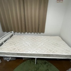 ニトリのパイプベッド