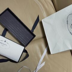PRADA サフィアーノ　レザーキーリング