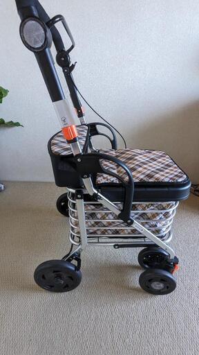 [値下げ!!]ほぼ新品シルバーカー