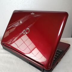 取り置き中です】FUJITSU LIFEBOOK 15インチ i7 8GB SSD（256