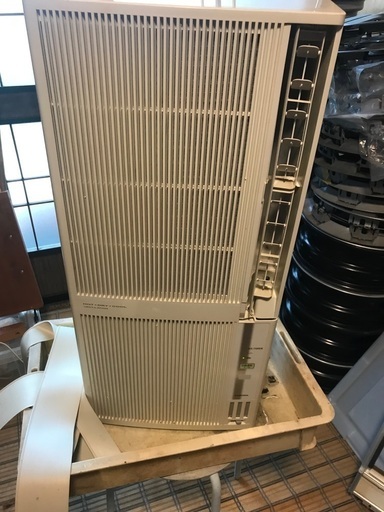 コロナ窓取り付けエアコン実働品　取引中