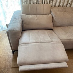 かなり座り心地の良いソファー