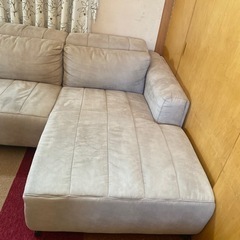 かなり座り心地の良いソファー