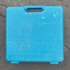 （決まりました）マキタ釘打ち機AF502N