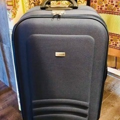 スーツケース　トラベルケース　キャリーバッグ　旅行用バッグ