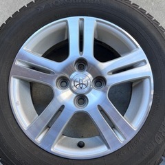 パッソ純正アルミ ヨコハマ スタッドレス 175/65R14 4本 5J ＋40 4H PCD100 パッソ純正アルミ ヨコハマ スタッドレス 175/65R14 4本 5J ＋40 4H PCD100