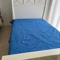 ベッド枠🌺中古　アメリカフルサイズ　ダブルに近いサイズ