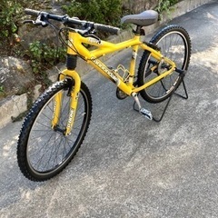 CANNONDALA TERRA 3×9段変速タイヤサイズ26×2.000