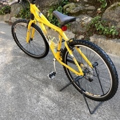 CANNONDALA TERRA 3×9段変速タイヤサイズ26×2.000