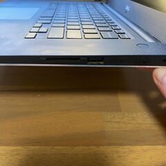 Dell XPS 15 9570 ノートパソコン Intel i5-8300H; 8GB RAM; 256GB SSD