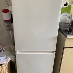 【受け渡し先決定】2019年製　冷蔵庫　AQUA
