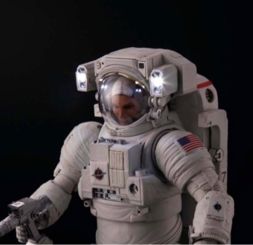 【新品】BANDAI ISS SPACE SUIT 船外活動用宇宙服　NASA  バンダイ