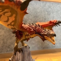 モンスターハンター  リオレウス フィギュア