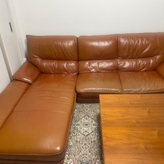 【急募、特価】定価5万正方形テーブル定価1m×1m 