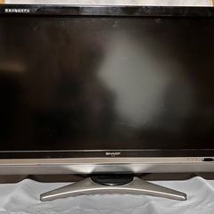 【ジ 0820-15】2010年製 SHARP 40型 液晶カラ...