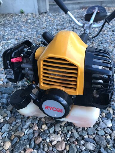 エンジン刈払機 KYOCERA 京セラ EKM-2630 中古