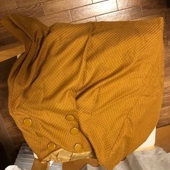黄色スカート