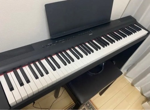 【値下げ】9月末まで！！ヤマハ 電子ピアノ P125 純正スタンド\u00263本ペダル\u0026椅子付き