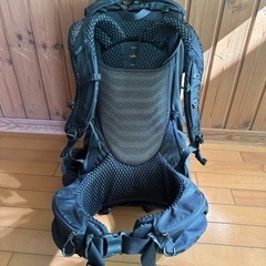 グレゴリー　バルトロ　65 MEDサイズ