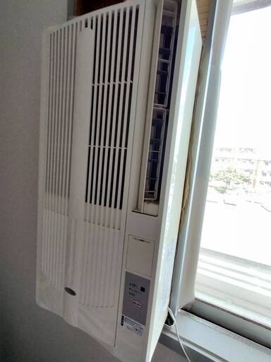 コイズミの窓エアコン・窓枠付き　形式：KAW-1804