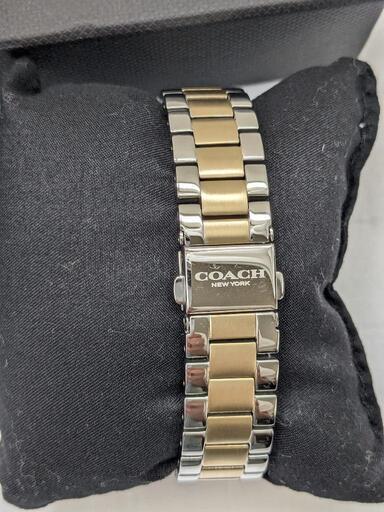 最終価格　稼働　ほぼ未使用　極美品　COACH　腕時計　クリスタル
